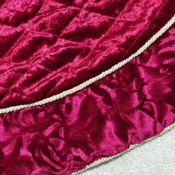 Christmas Tree Skirt Quilted Burgundy Velvet 48" Vintage Gold Cord - Picture 2 of 3